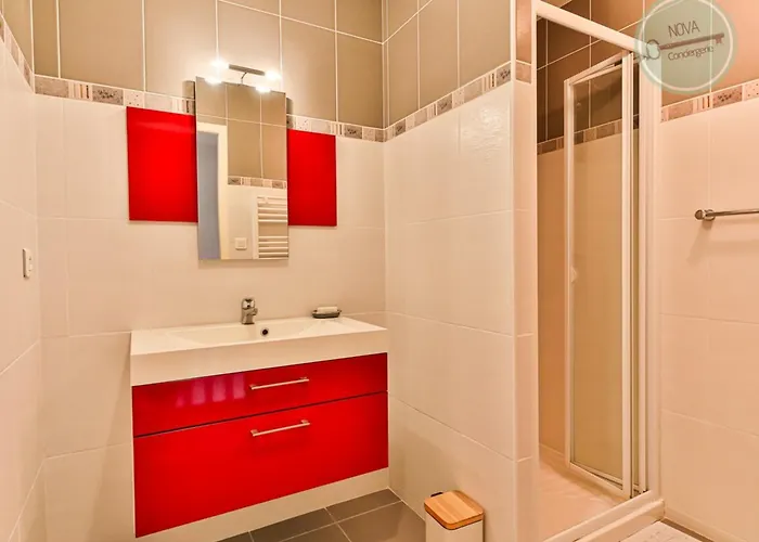 Maison Les Bains De 20 Feriehus